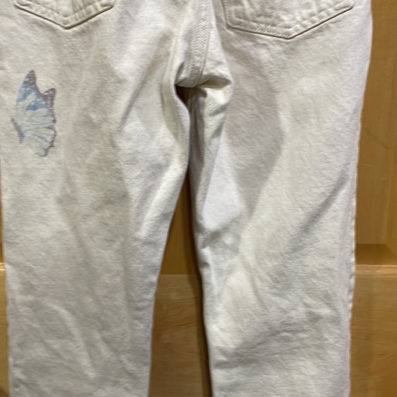 Levi’s cream jeans butterflies w24 L28 - Picture 8 of 16